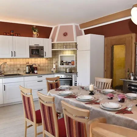 Haus Sonnenschein 아파트 마리아프파르